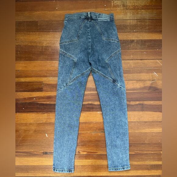 Revice Star Skinny Jeans, Size 23, Exposed Seam, Button and Zip Closure, Viral - Picture 6 of 9